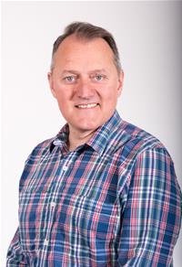 Profile image for Councillor Chris Watt